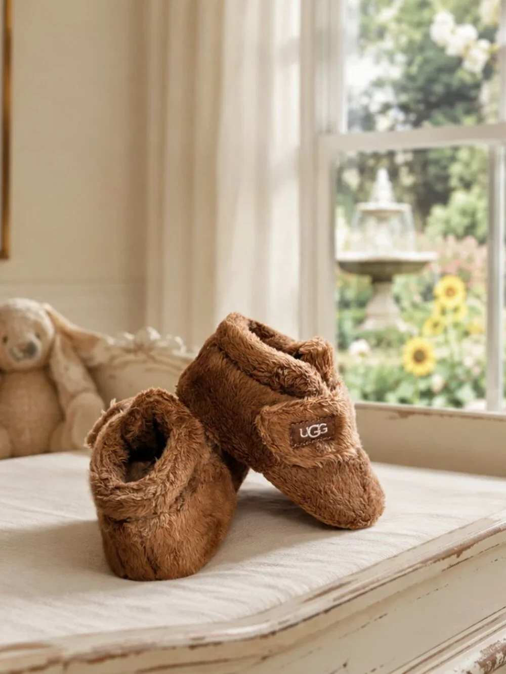 UGG Bixbee Baby Booties Chestnut Size 2/3 6-12M, Unisex, Cozy, Fall, Winter